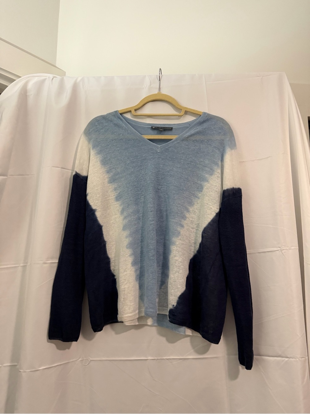 Elliott Lauren sweater size small